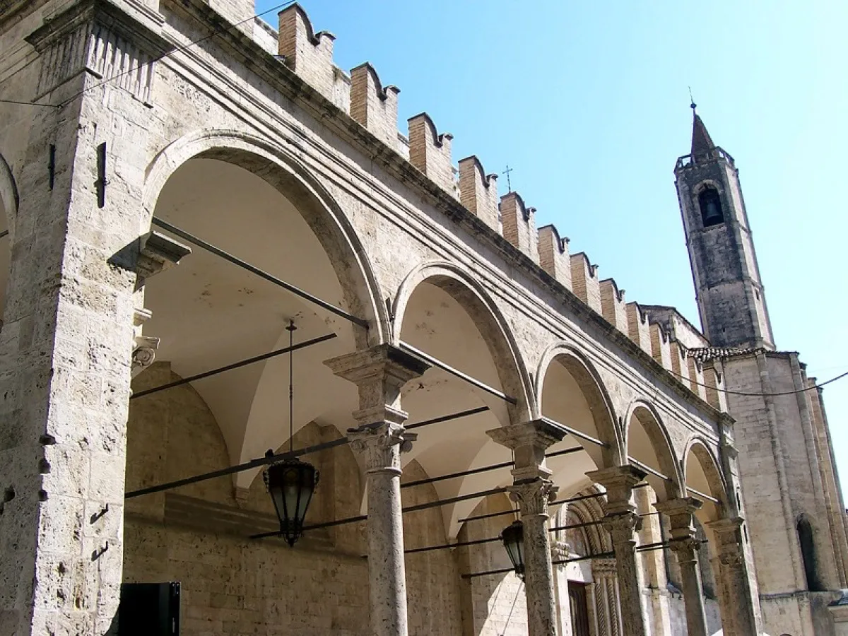 Loggia dei Mercanti, immagine 3 della galleria