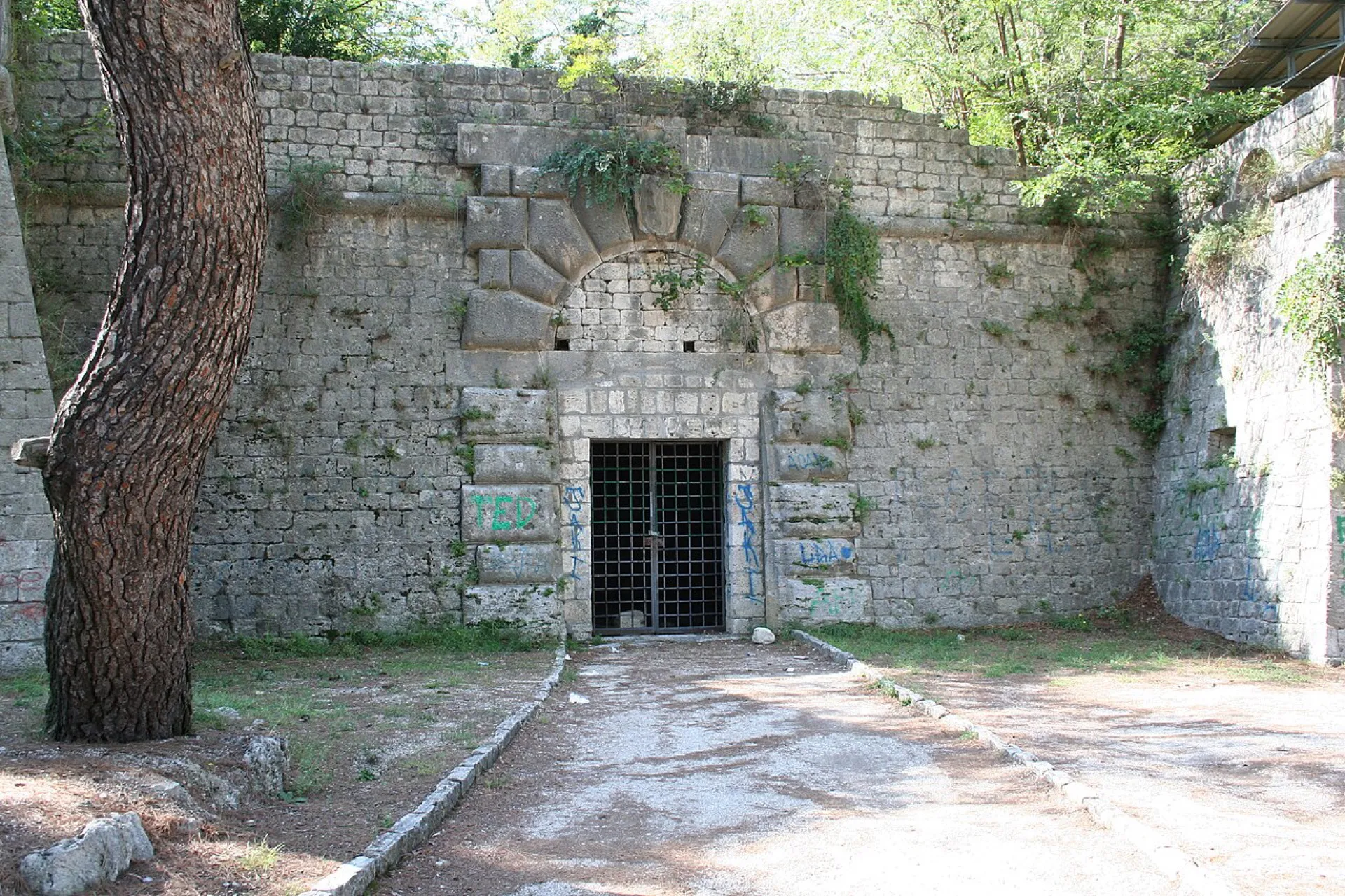 Fortezza Pia — Il punto più alto della città, sul Colle Pelasgico